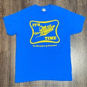 Von Miller Miller Highlife Men’s Medium T-Shirt